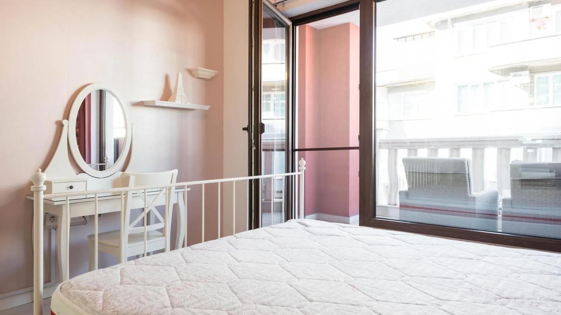 Sea Garden Luxury Apartment Varna